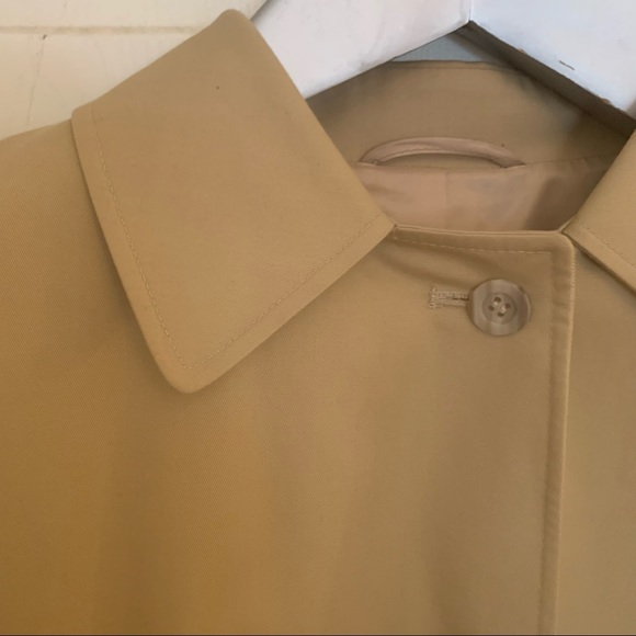 Vintage Aquascutum of London Trenchcoat - Picture 2 of 11